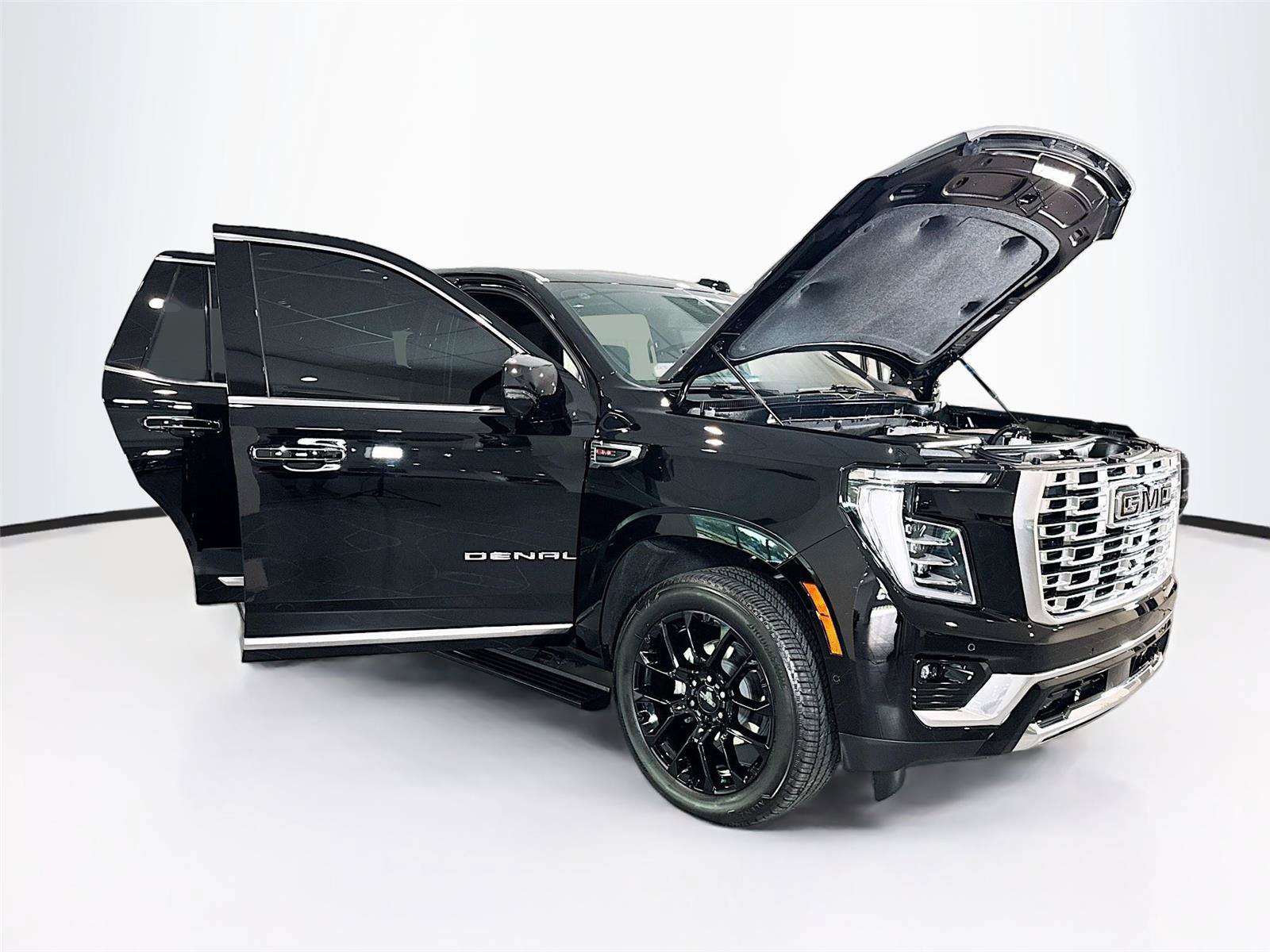 Used 2026 GMC Yukon Denali w/ Sun & Power Step Package AWD/4WD image 41