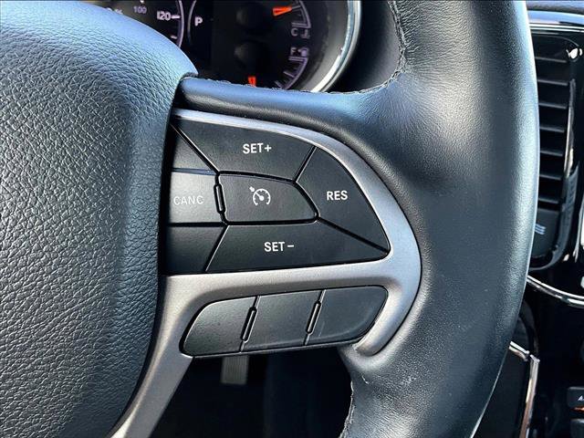 Used 2020 Jeep Grand Cherokee Limited image 21