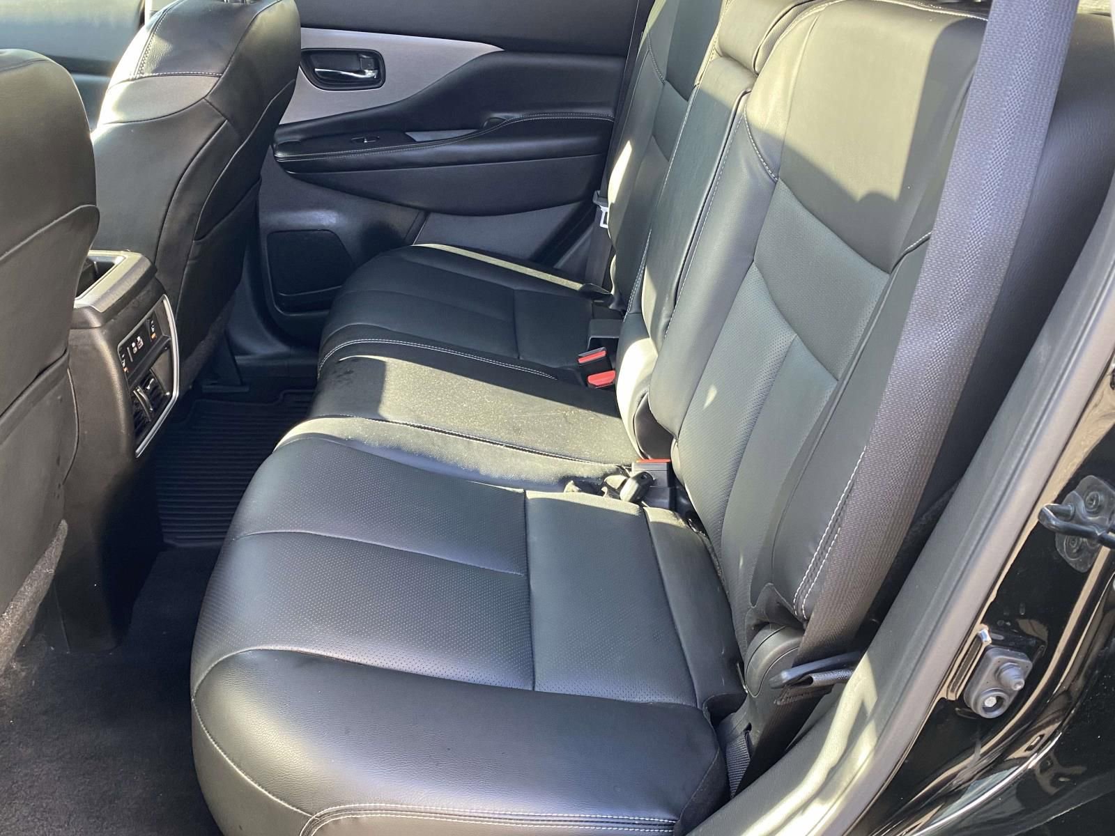 Used 2021 Nissan Murano SL w/ SL Moonroof Package FWD image 12