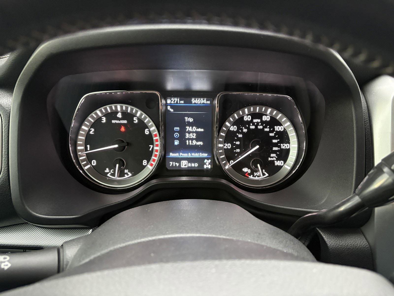 Used 2019 Nissan Titan PRO-4X image 18