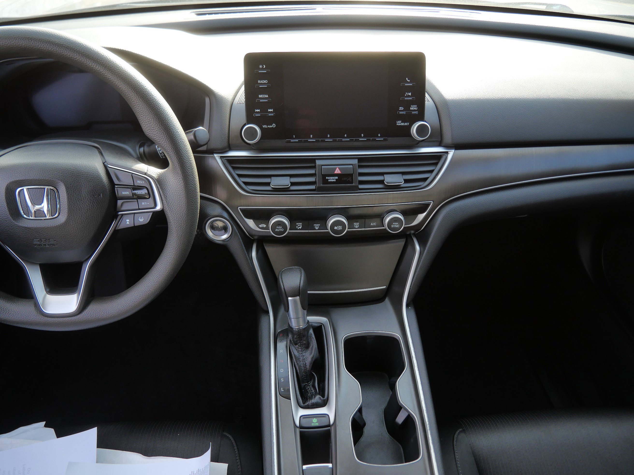 Used 2018 Honda Accord LX image 10