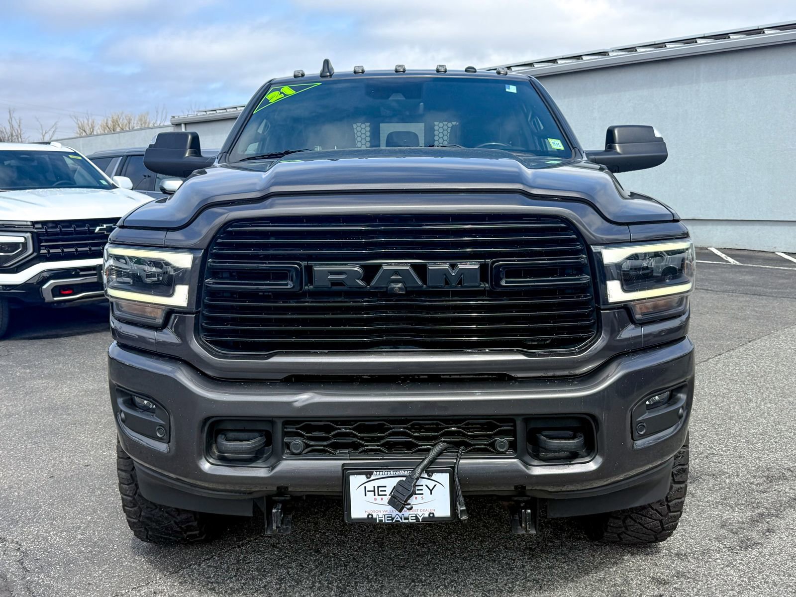 Used 2021 RAM 3500 Laramie AWD/4WD image 2