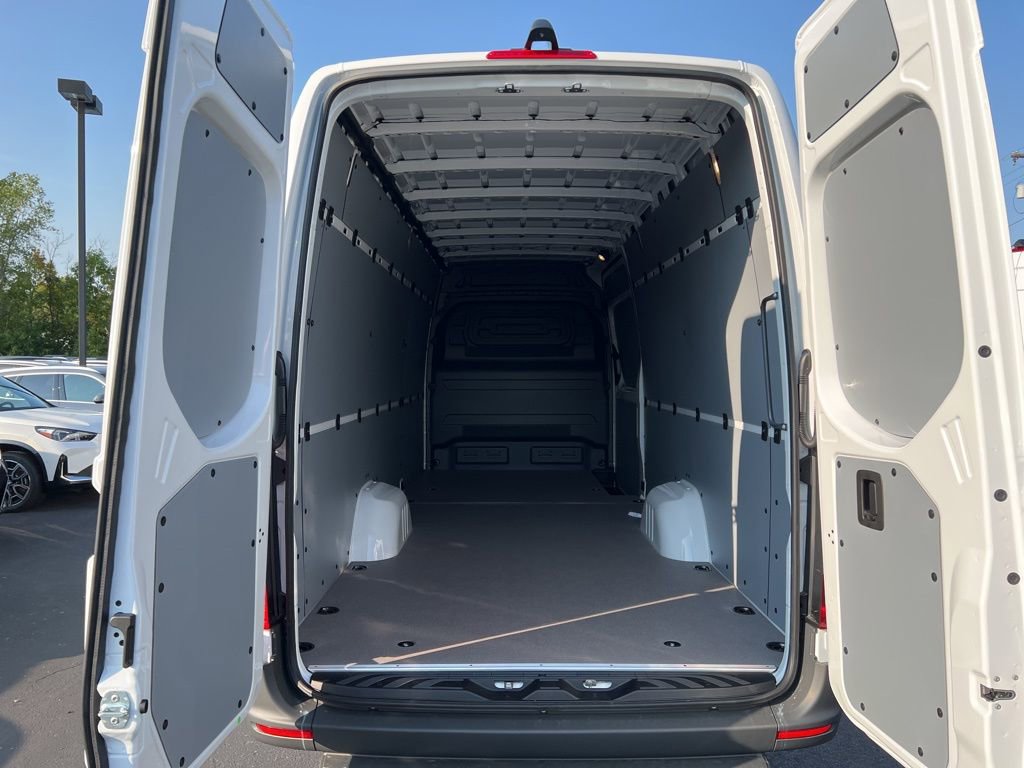 New 2025 Mercedes-Benz Sprinter 2500 image 7
