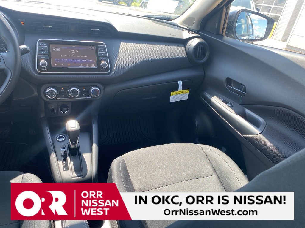 New 2025 Nissan Kicks Play S image 18