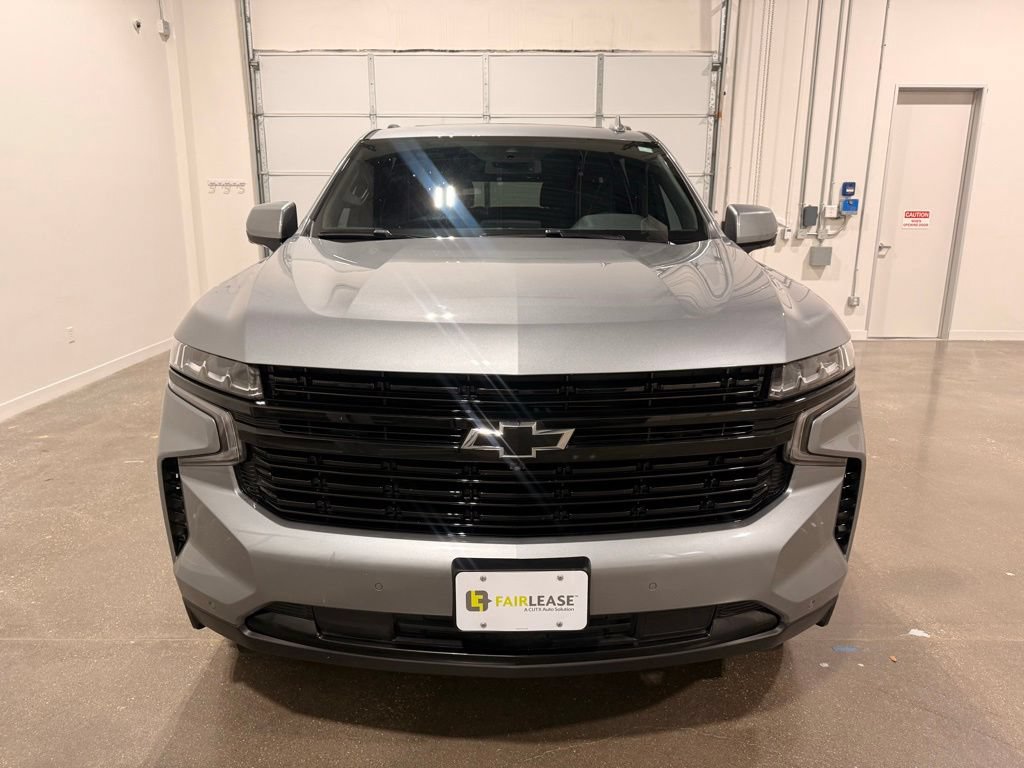 Used 2024 Chevrolet Suburban RST w/ Luxury Package AWD/4WD image 2