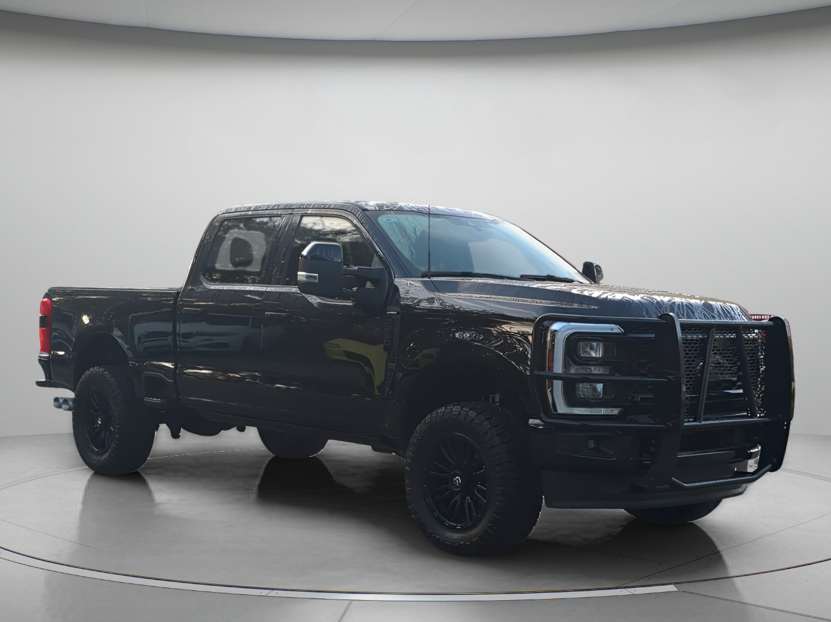 Used 2025 Ford F250 Lariat w/ Black Appearance Package AWD/4WD image 38