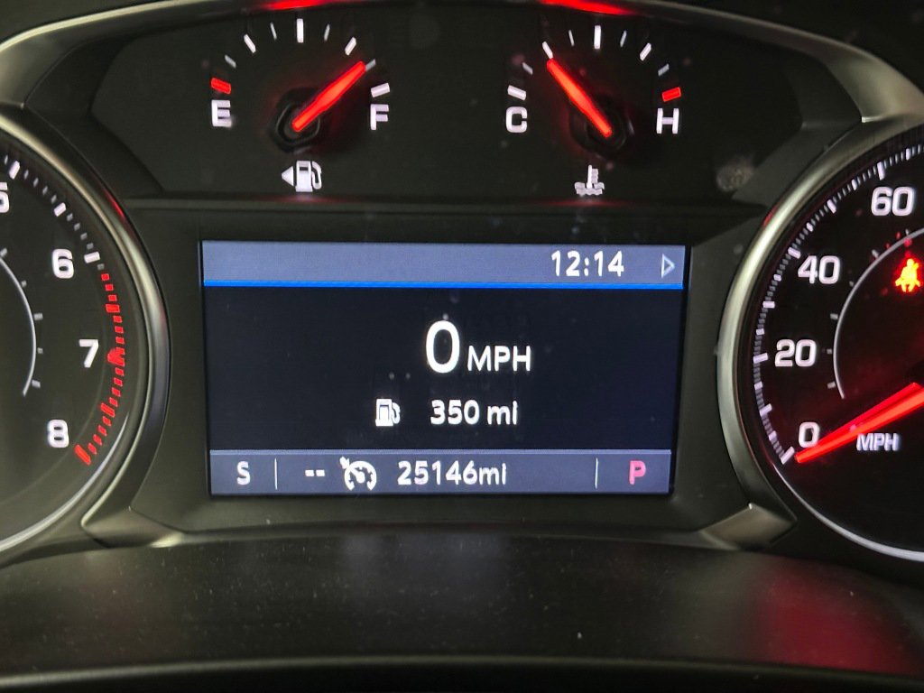 Used 2025 Chevrolet Blazer LT AWD/4WD image 3