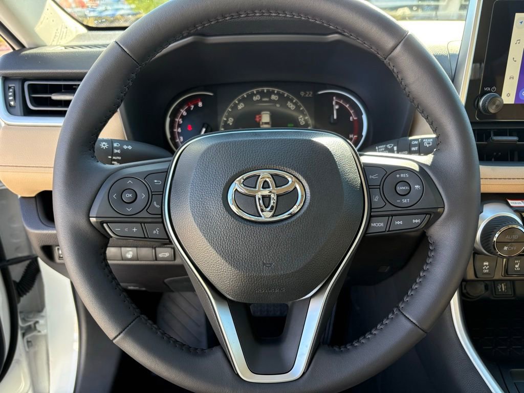 Used 2025 Toyota RAV4 XLE w/ Convenience Package image 20