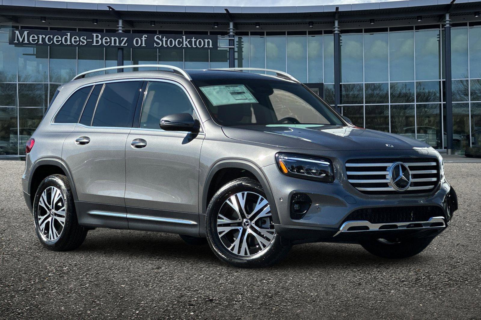 New 2026 Mercedes-Benz GLB 250