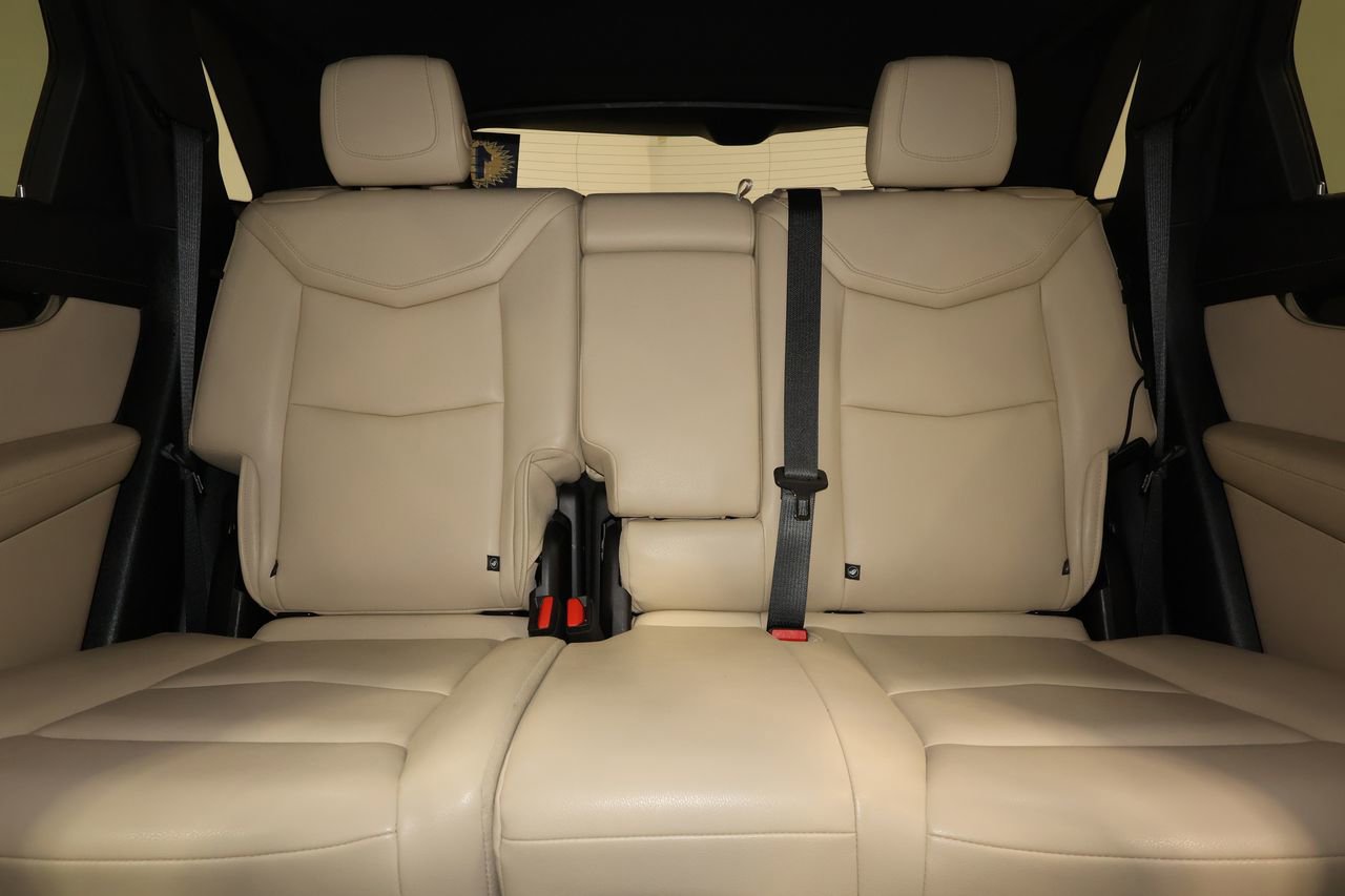 Used 2019 Cadillac XT5 FWD image 30