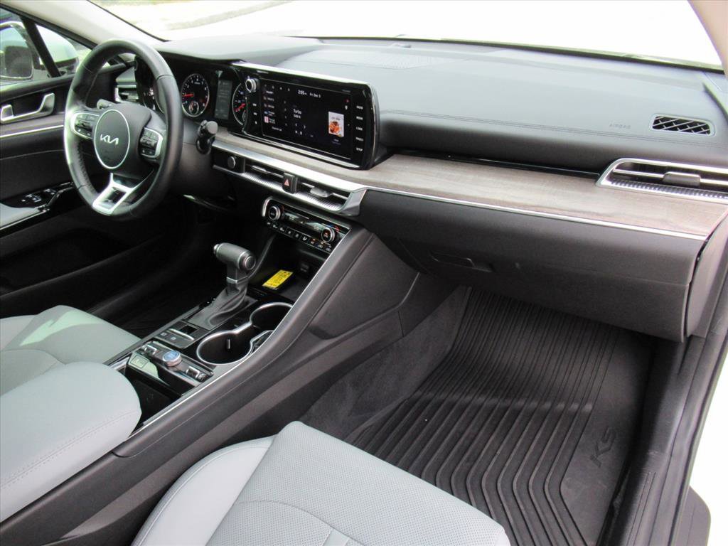 Used 2023 Kia K5 EX image 10