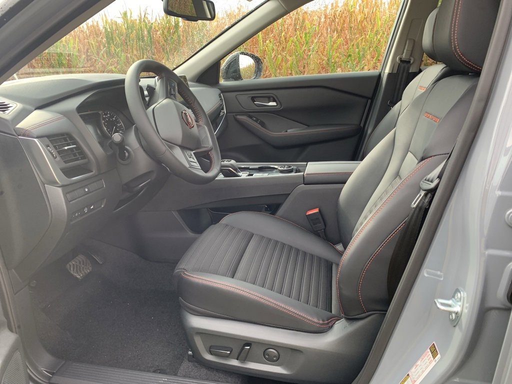 New 2026 Nissan Rogue SV image 9