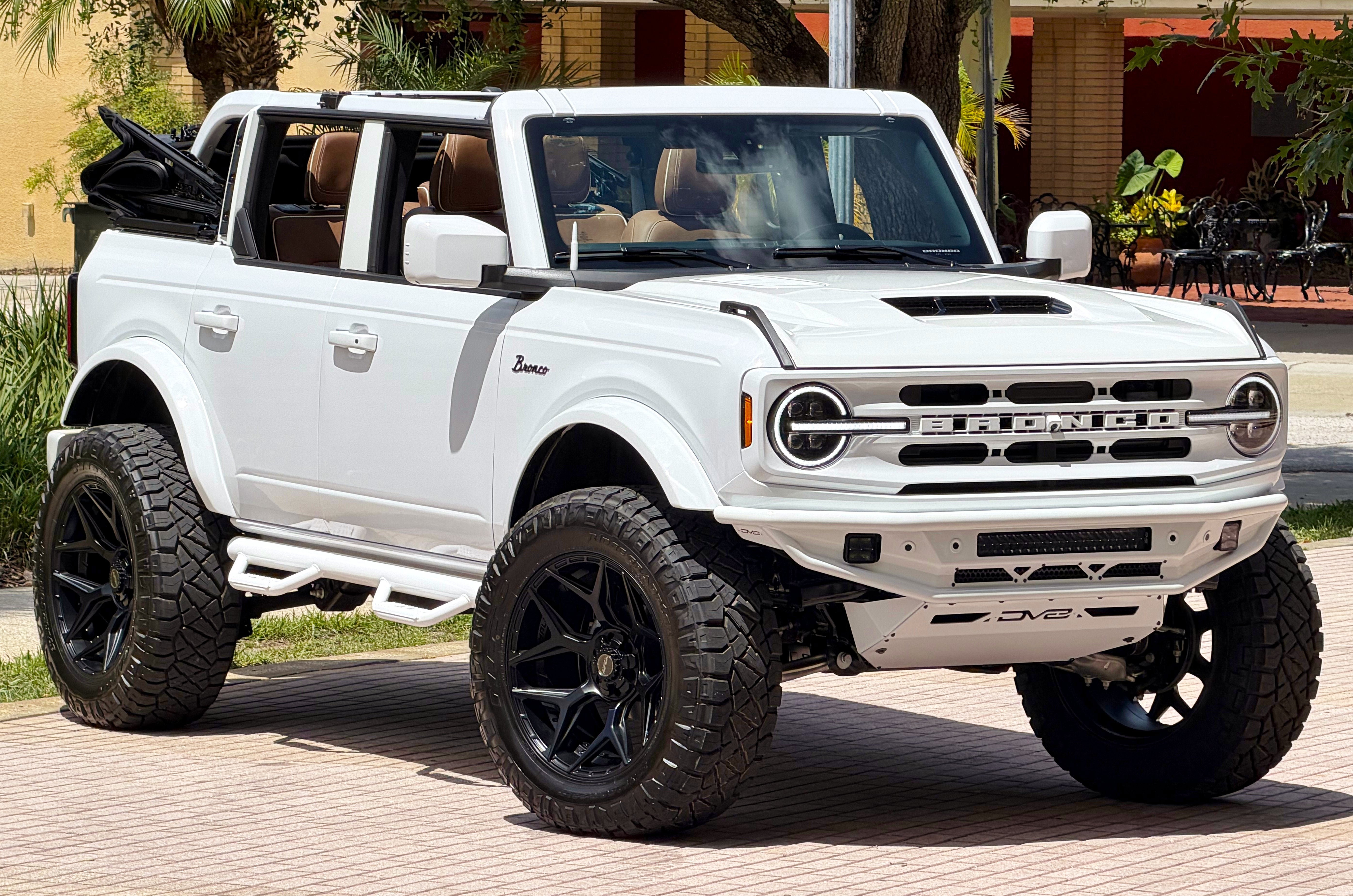 Used 2026 Ford Bronco Outer Banks AWD/4WD image 5