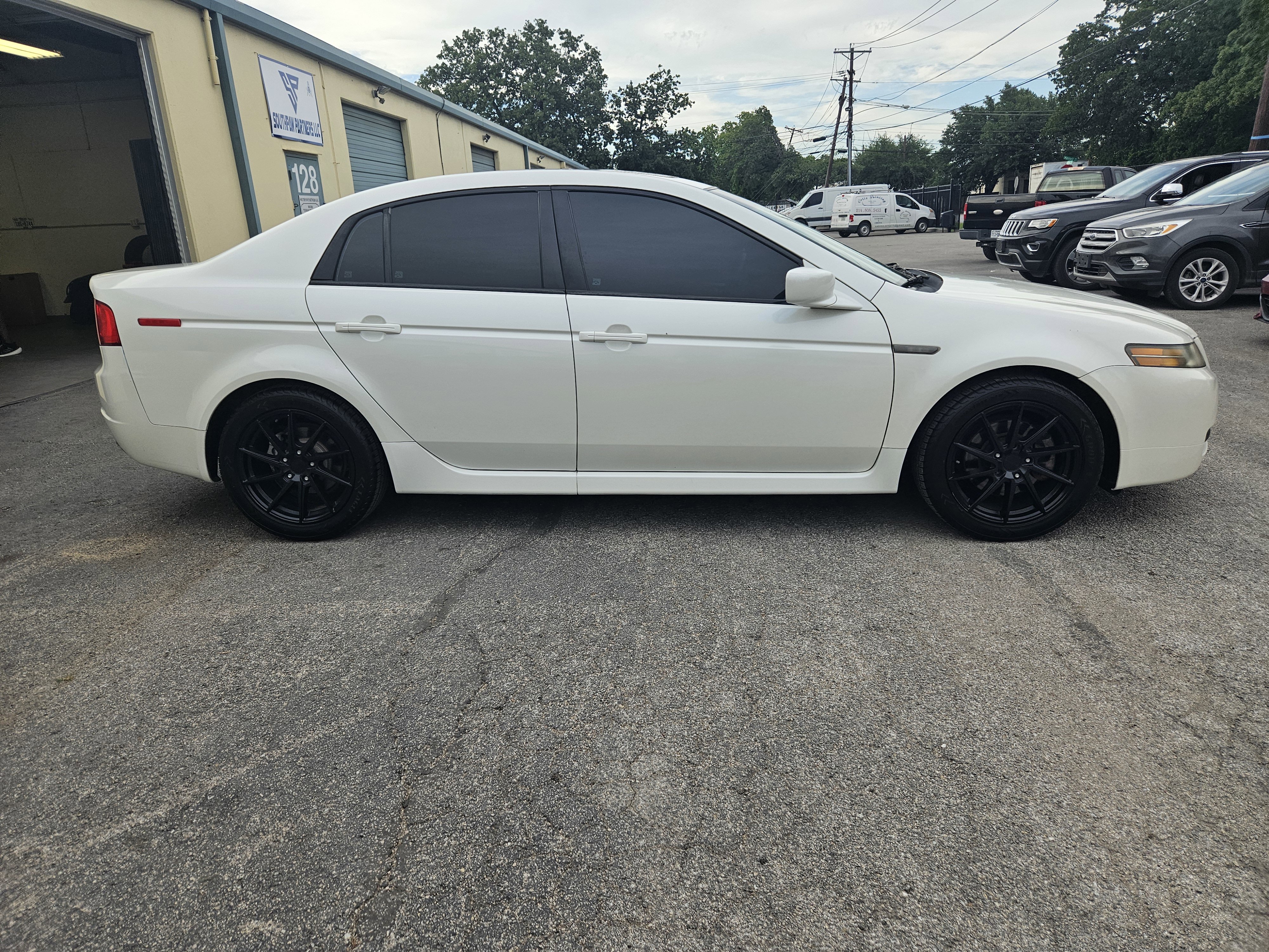 Used 2004 Acura TL FWD image 3
