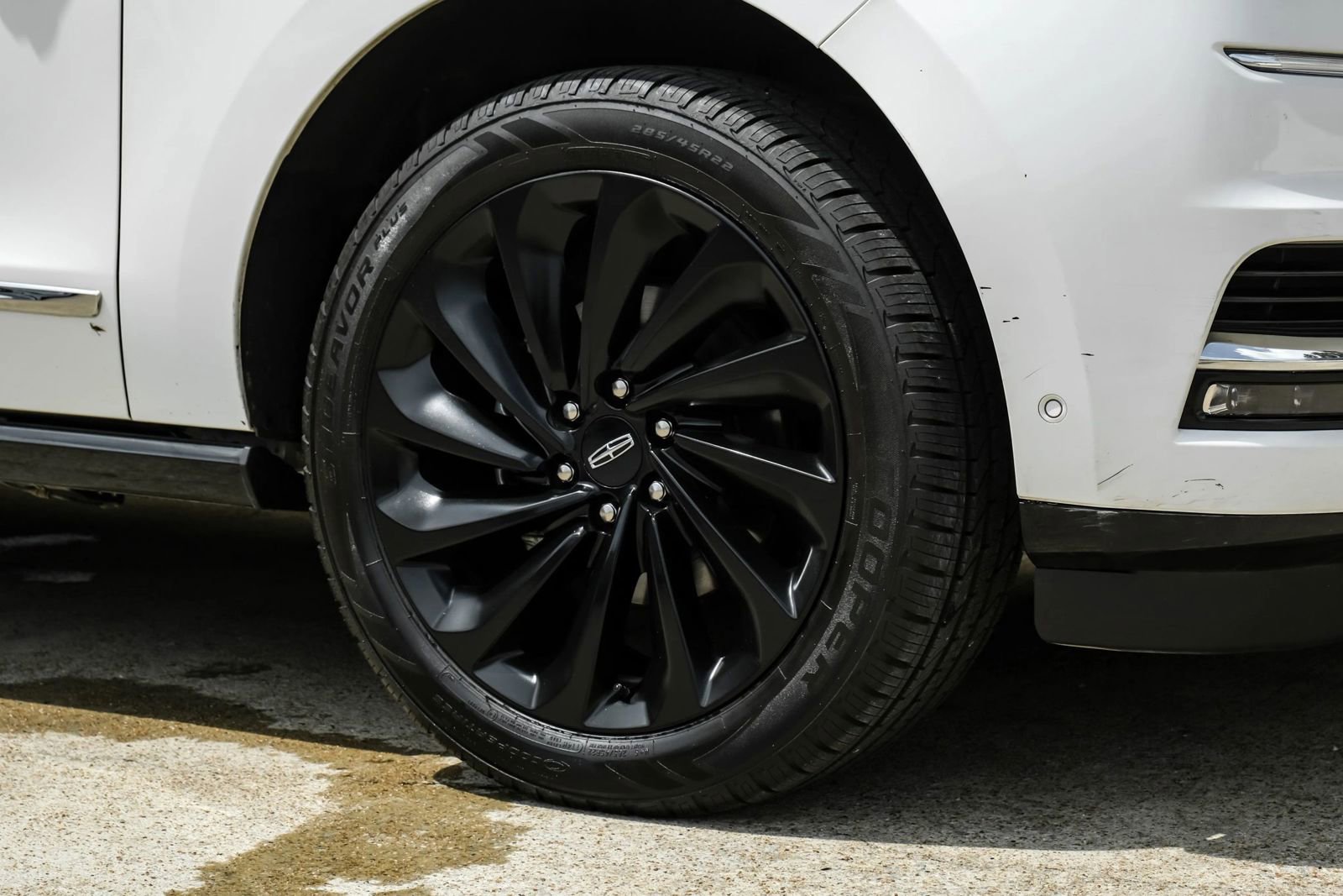 Used 2020 Lincoln Navigator Black Label w/ Cargo Convenience Package AWD/4WD image 59