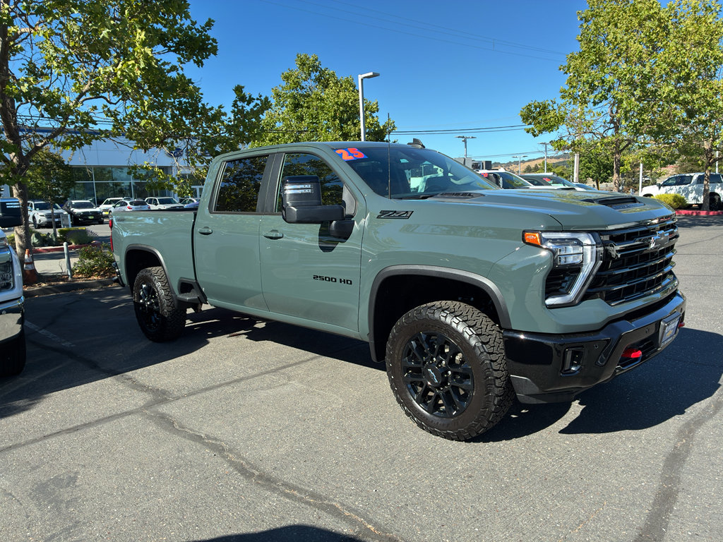 Used 2025 Chevrolet Silverado 2500 LT w/ Trail Boss Package AWD/4WD image 64
