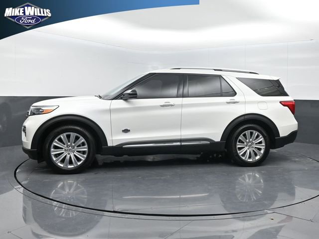 Used 2023 Ford Explorer King Ranch w/ Technology Package image 4