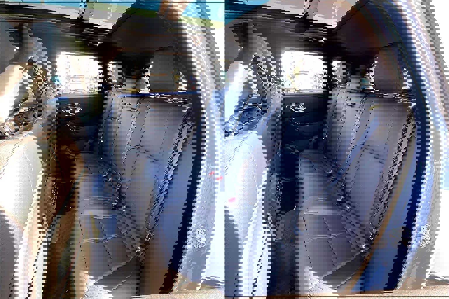 New 2026 Land Rover Range Rover Velar Dynamic SE image 12