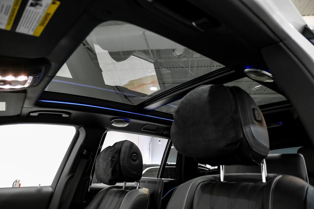 Used 2026 Mercedes-Benz Maybach GLS 600 4MATIC image 9