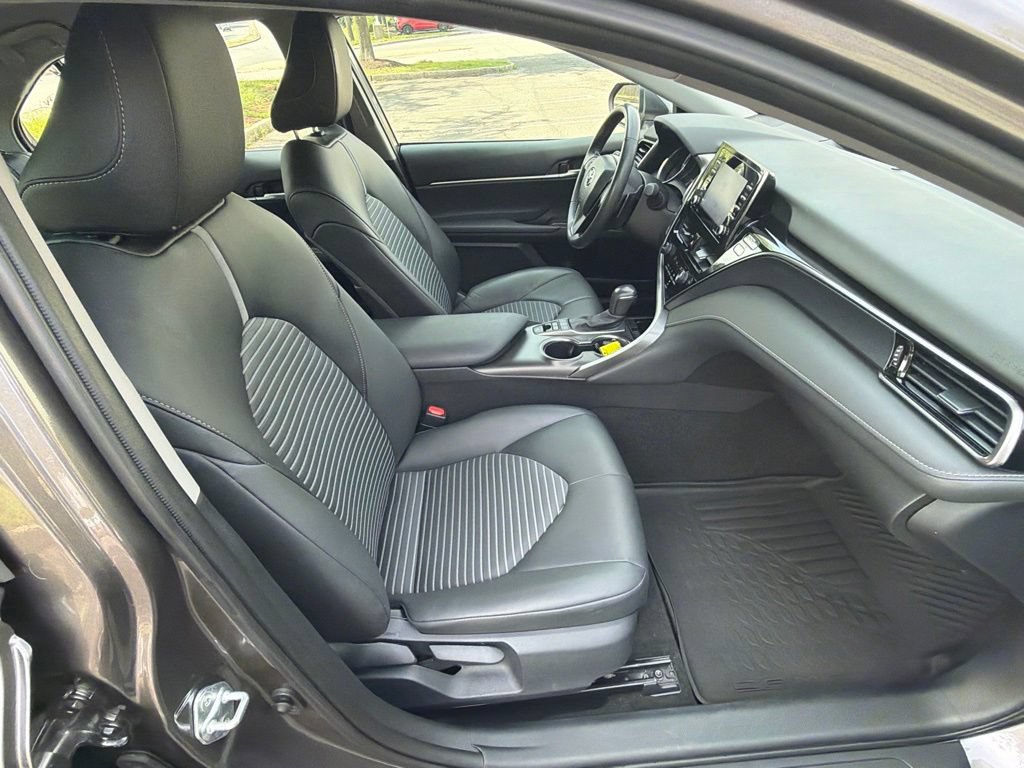 Used 2024 Toyota Camry SE FWD image 28