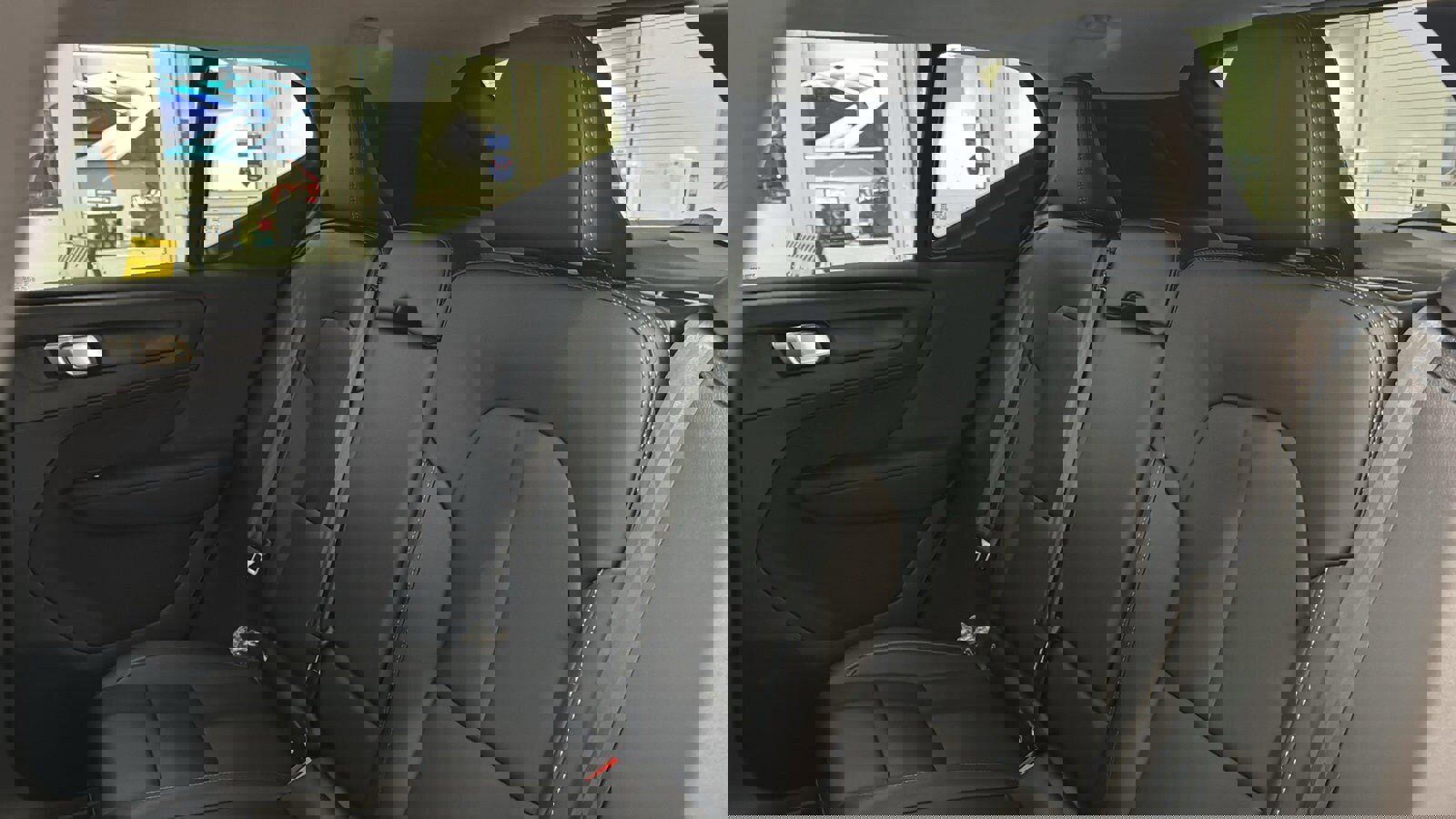 New 2026 Volvo XC40 B5 Ultra w/ Protection Package Premier image 26