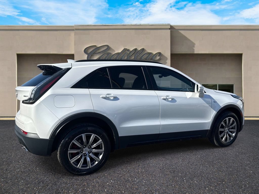 Used 2021 Cadillac XT4 Sport FWD image 3