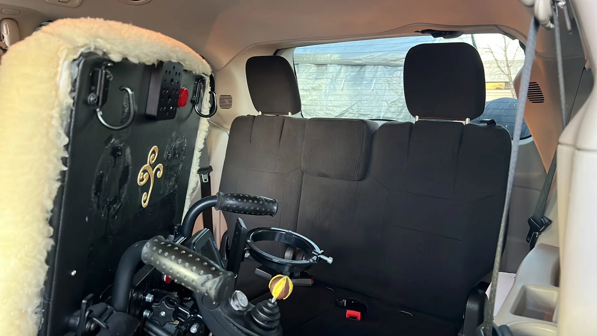 Used 2011 Dodge Grand Caravan Mainstreet w/ PWR Convenience Group FWD image 6