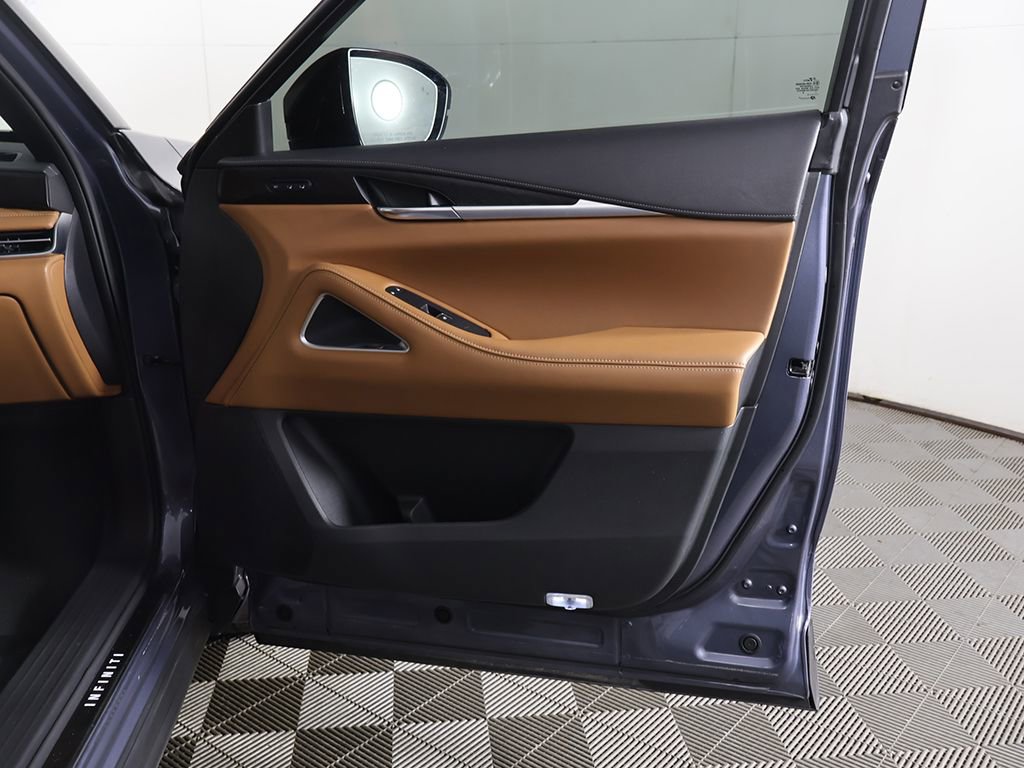 Used 2023 INFINITI QX60 Autograph w/ Cargo Package image 30