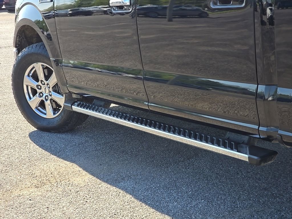 Used 2019 Ford F150 XLT w/ Equipment Group 302A Luxury AWD/4WD image 12