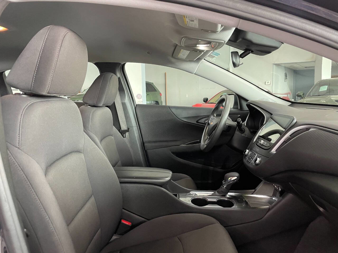 Used 2023 Chevrolet Malibu LT image 26