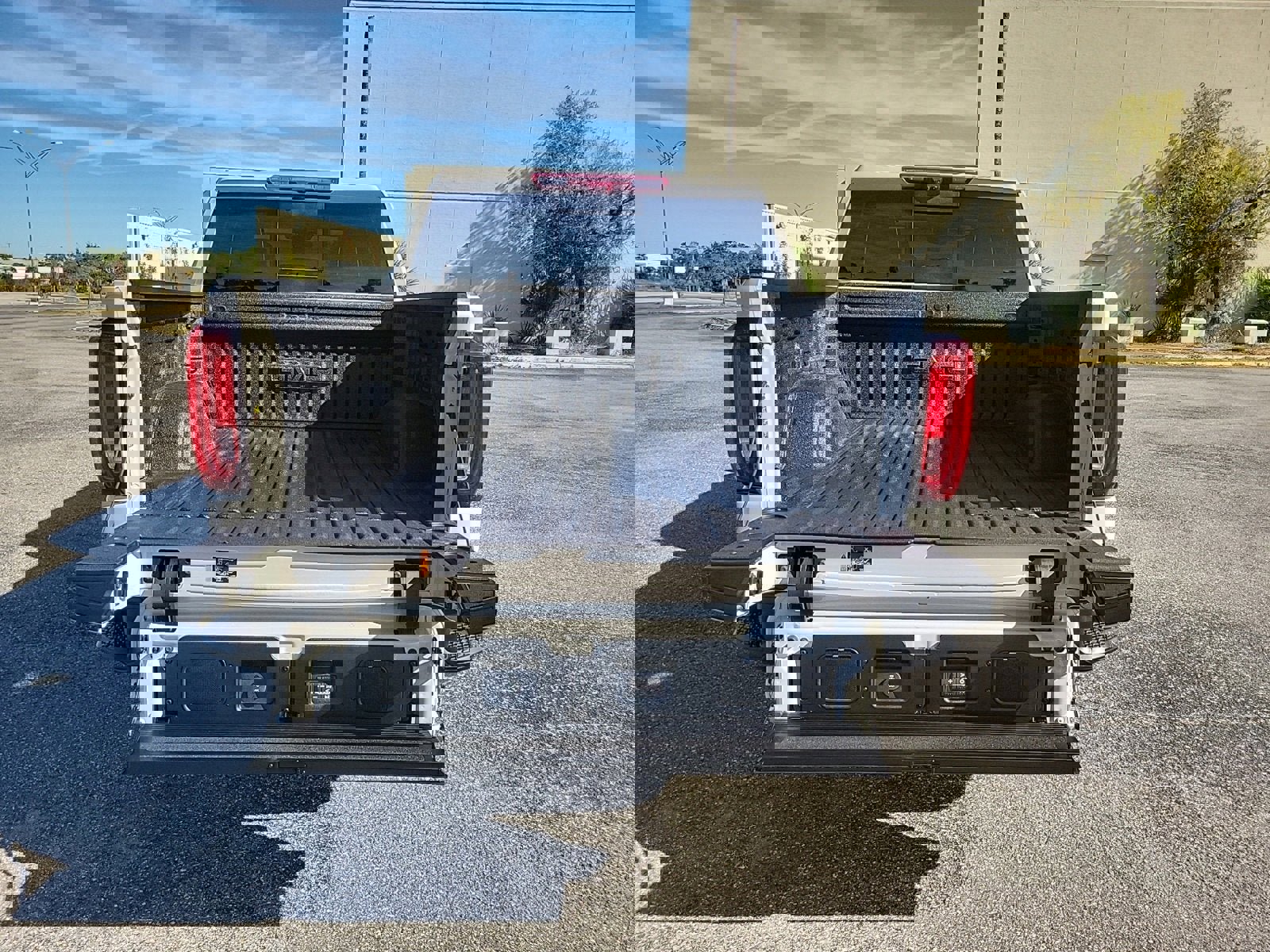 New 2026 GMC Sierra 1500 AT4X image 7