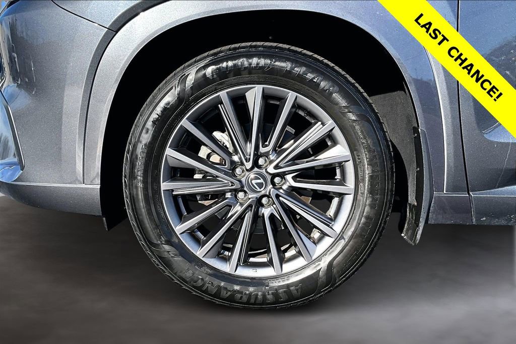 Used 2024 Lexus TX 350 350 w/ Cold Weather Package image 9