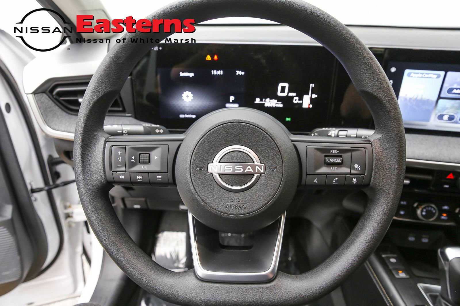 Used 2025 Nissan Kicks SV image 10