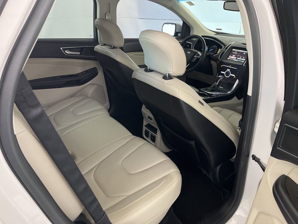 Used 2015 Ford Edge Titanium w/ Equipment Group 302A image 23