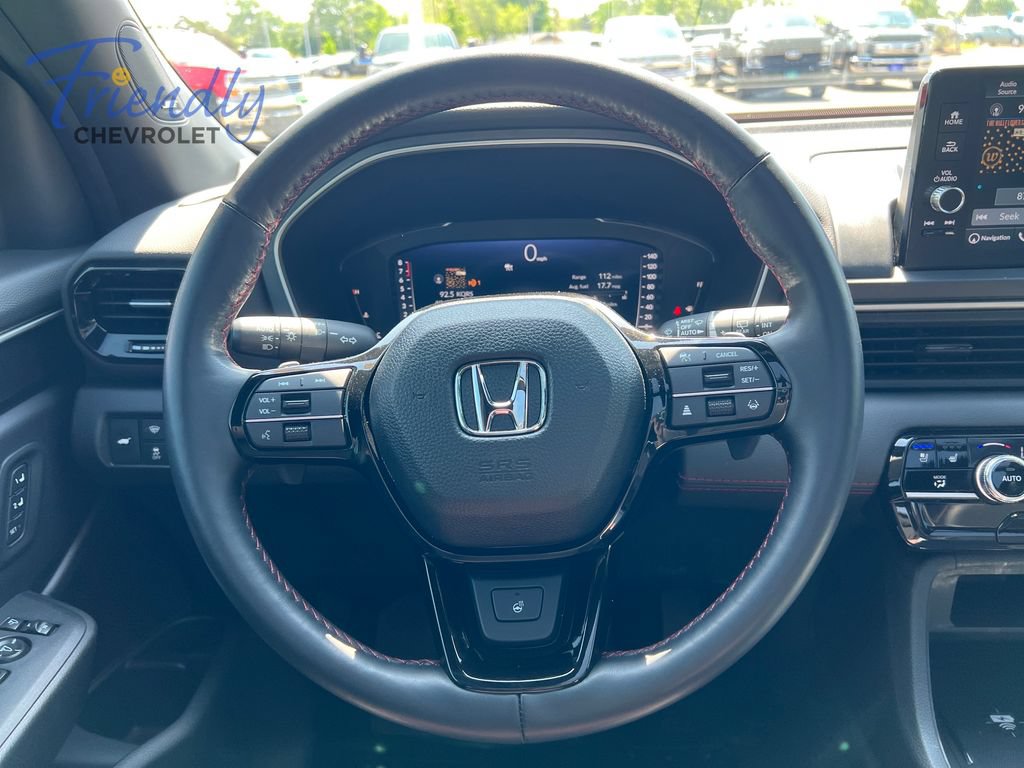 Used 2025 Honda Pilot Black Edition image 19