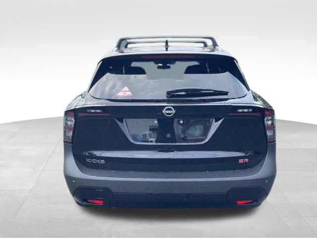 New 2025 Nissan Kicks SR image 7