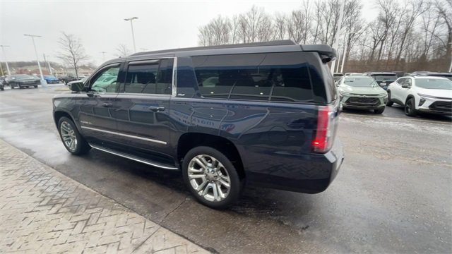 Used 2020 GMC Yukon XL SLT w/ Premium Edition image 6