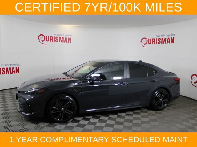 Used 2025 Toyota Camry XSE FWD image 3