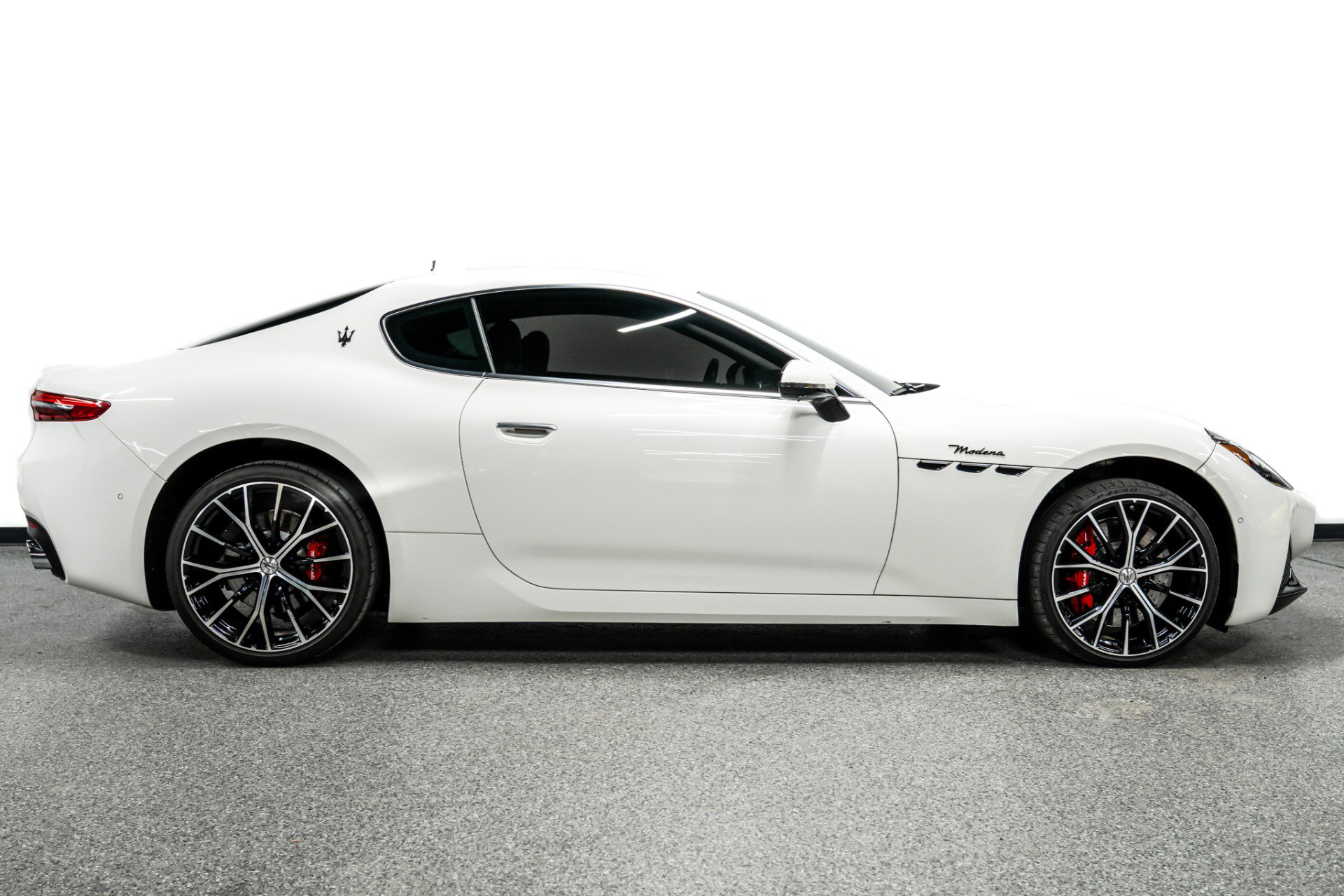 Used 2024 Maserati GranTurismo Modena image 36