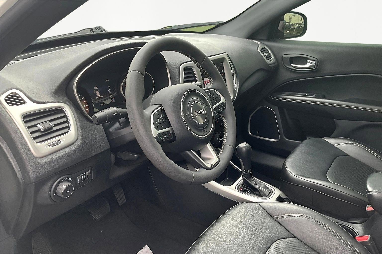 Used 2021 Jeep Compass Latitude w/ Sun and Sound Group image 17