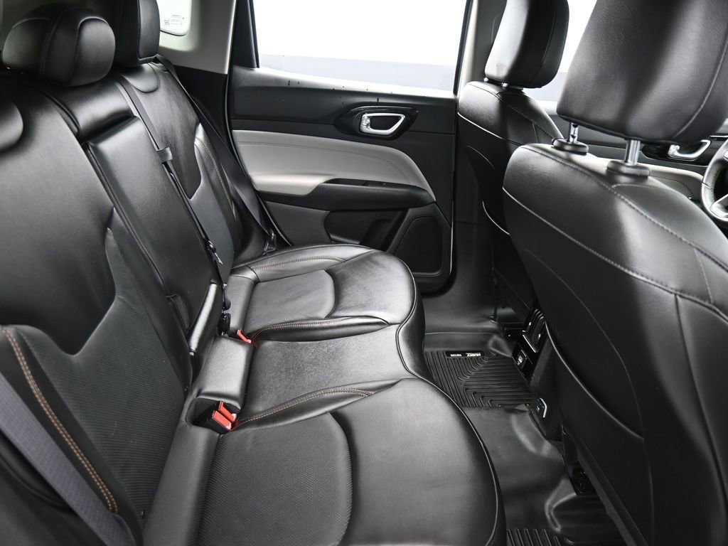 Certified 2022 Jeep Compass Limited image 16