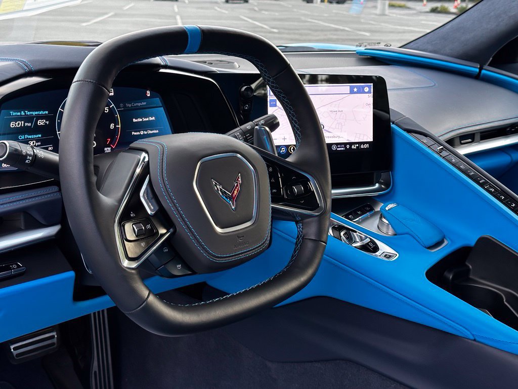 Used 2021 Chevrolet Corvette Stingray Premium Cpe w/ Battery Protection Package RWD image 12