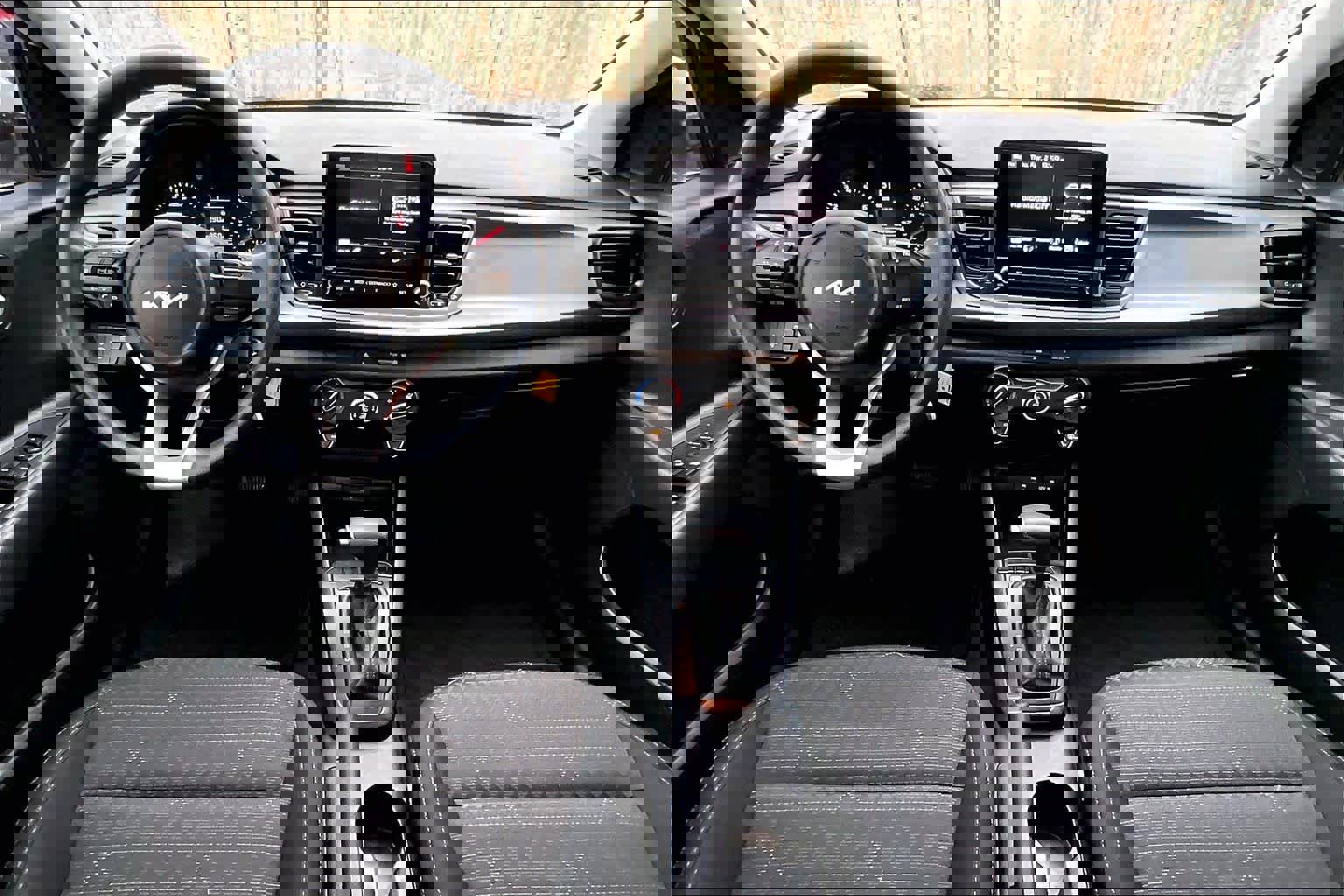 Used 2023 Kia Rio LX image 16