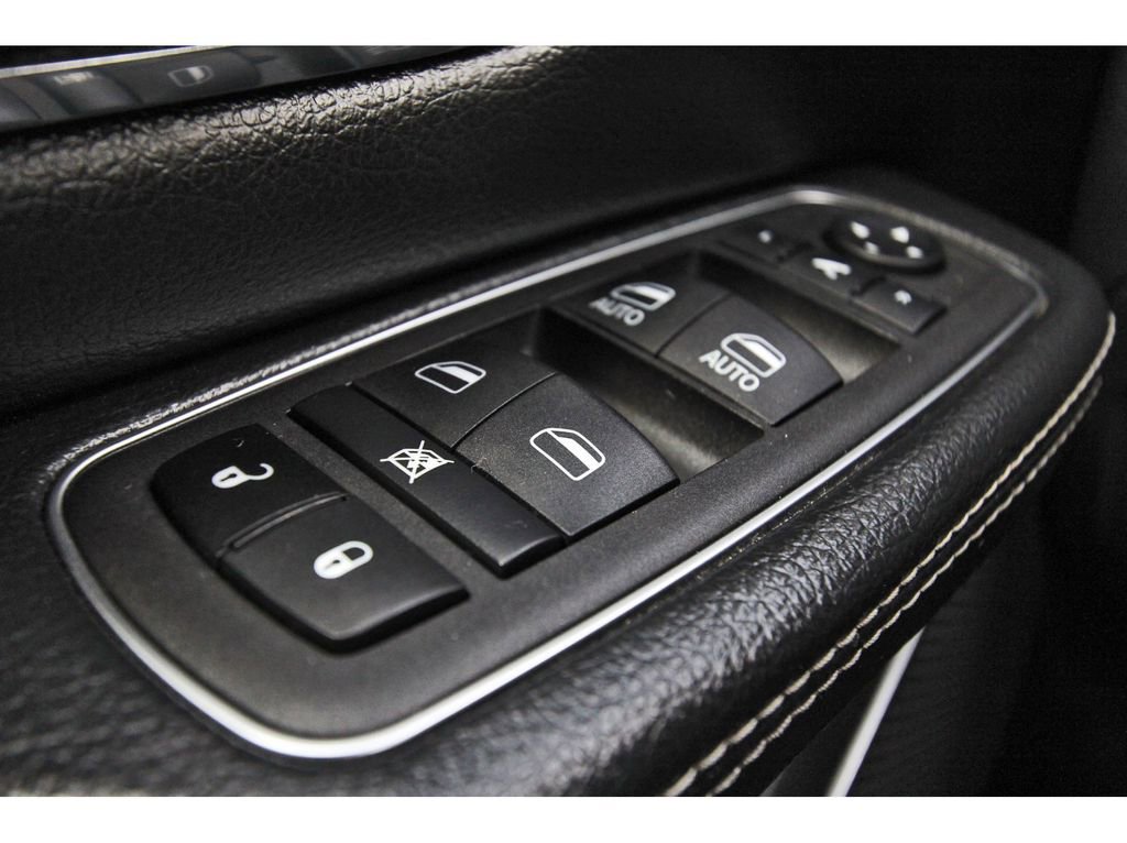 Used 2024 RAM 1500 Laramie image 19