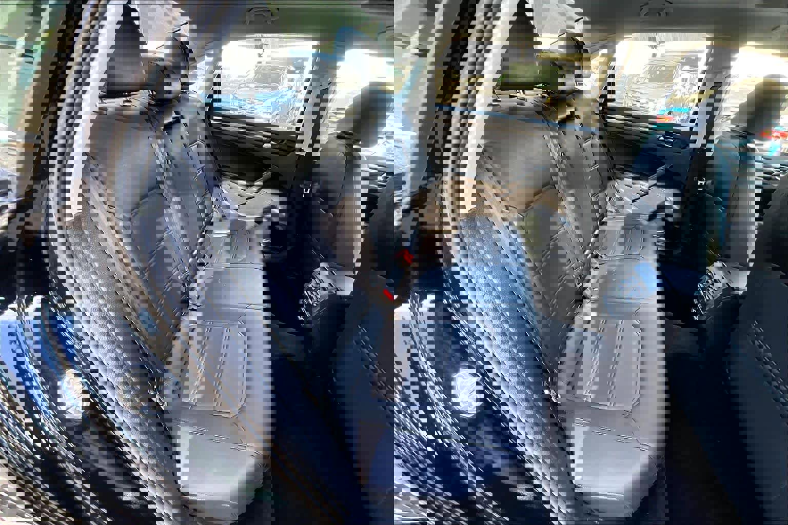 Used 2020 Volkswagen Passat 2.0T R-Line image 21