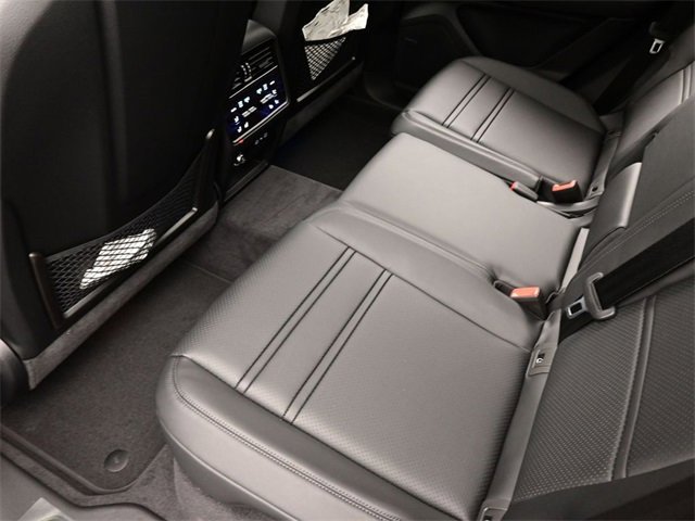 New 2026 Porsche Cayenne S image 9