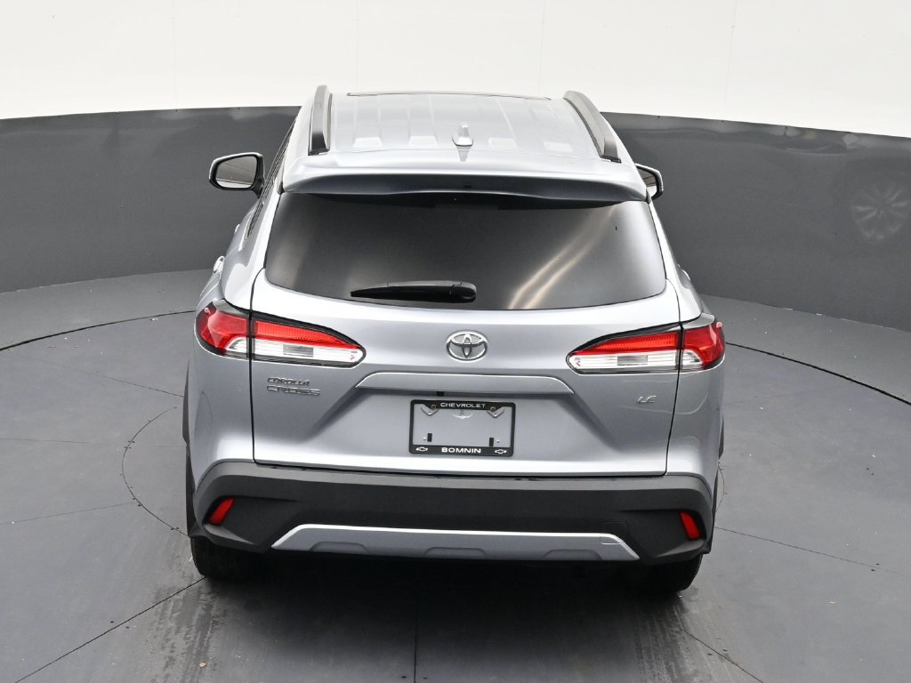Used 2024 Toyota Corolla Cross LE w/ Moonroof Package FWD image 14