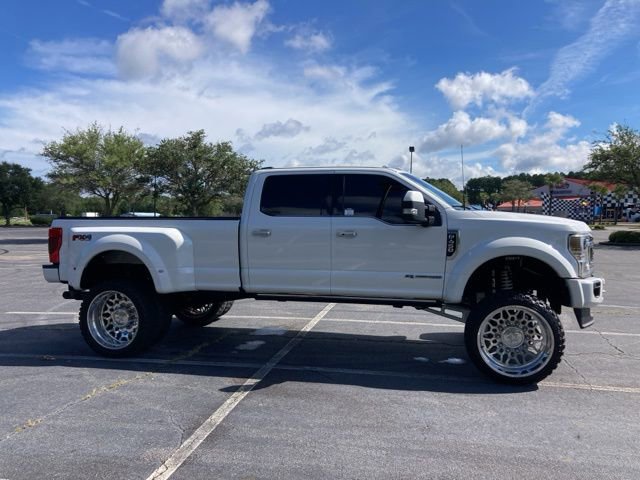 Used 2022 Ford F450 Limited w/ FX4 Off-Road Package image 2