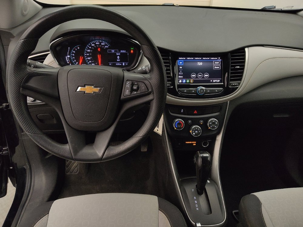 Used 2020 Chevrolet Trax LS w/ LPO, Cargo Package image 22