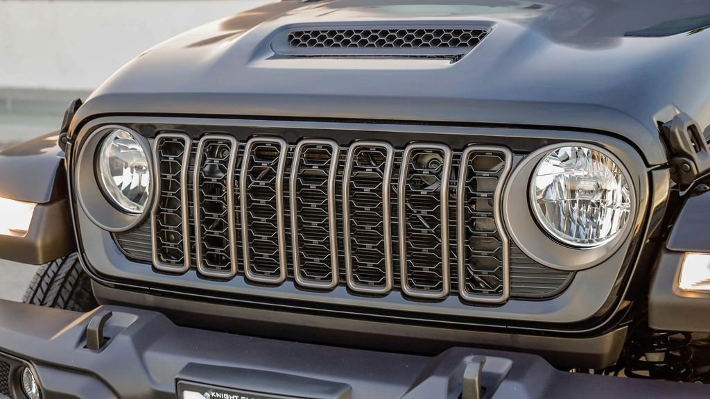 New 2026 Jeep Gladiator Sport image 6